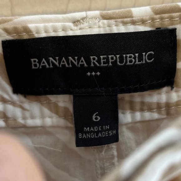 BANANA REPUBLIC Women's Tan & Cream Tropical Print Palm Tree Shorts Size 6 - Picture 5 of 5